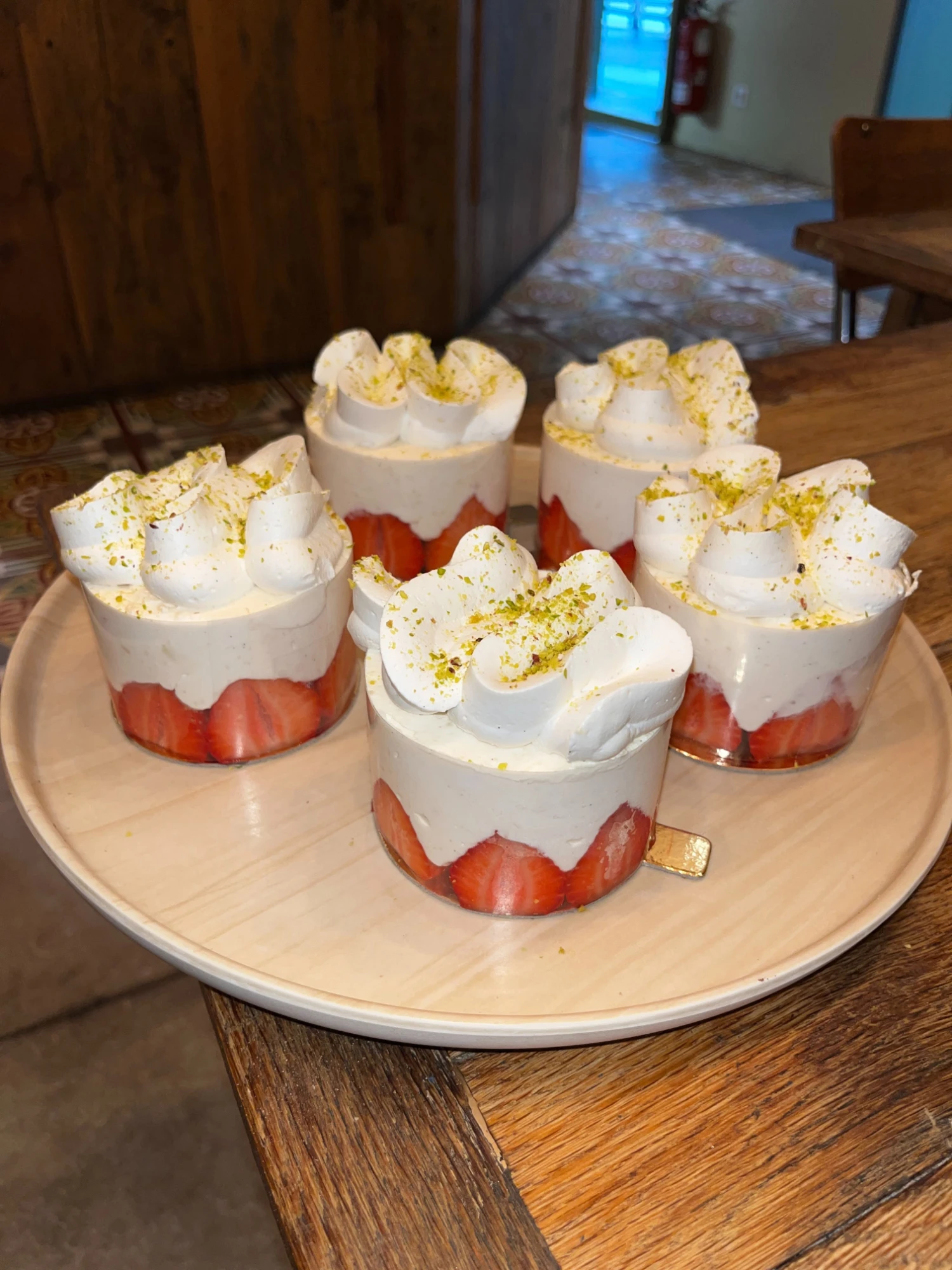 Fraisiers individuels à la pistache
